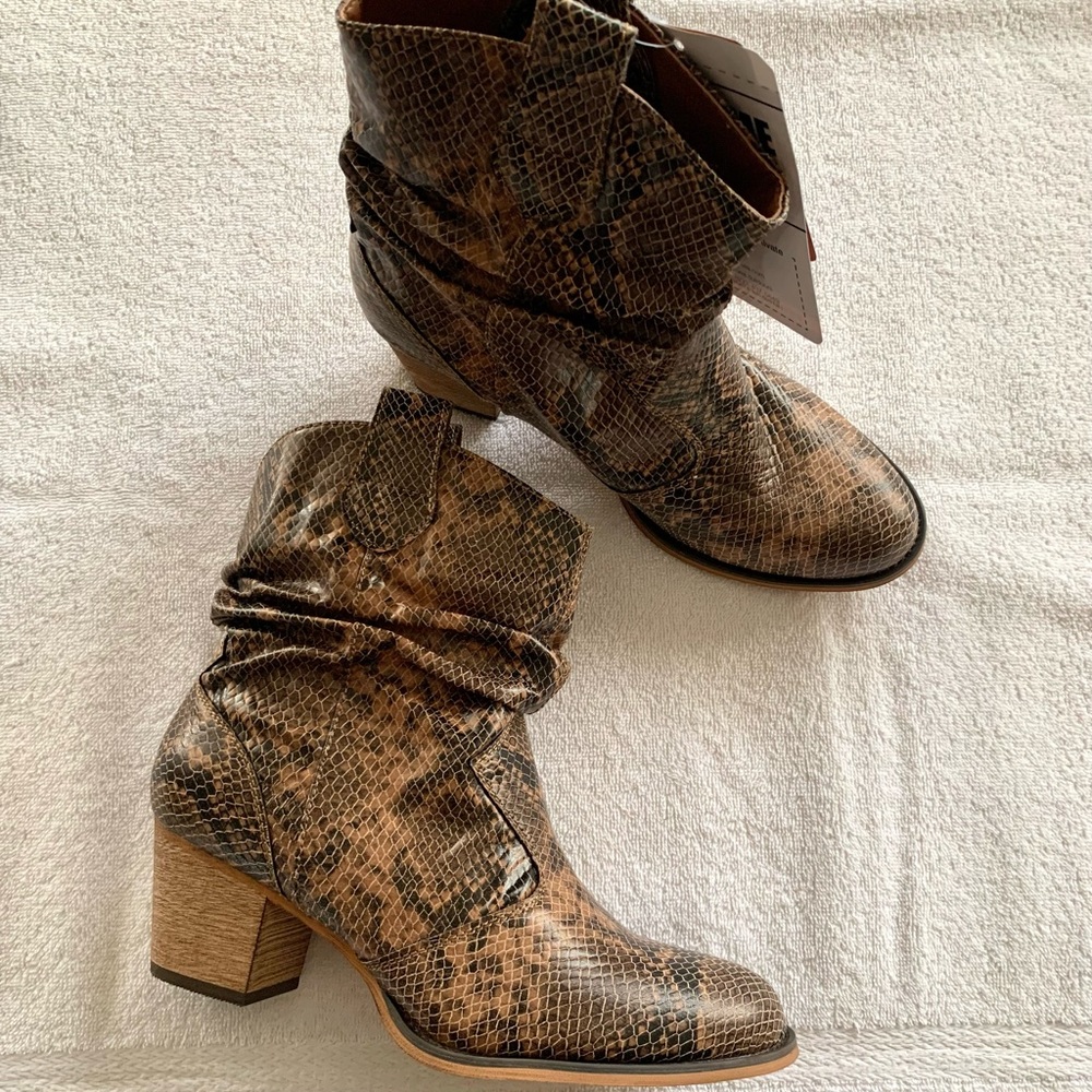 HISEA Chunky Heel Women’s Boots NWT